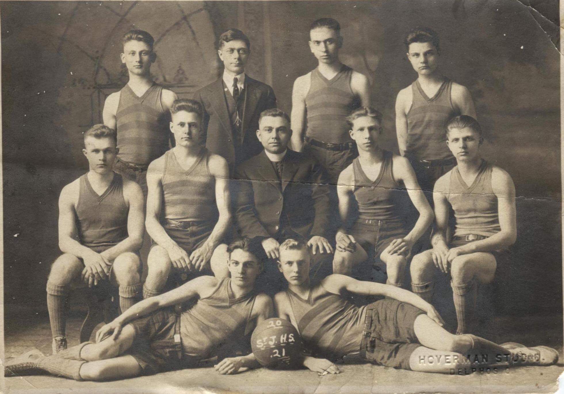 1920-21 Delphos St. John's Team Picture