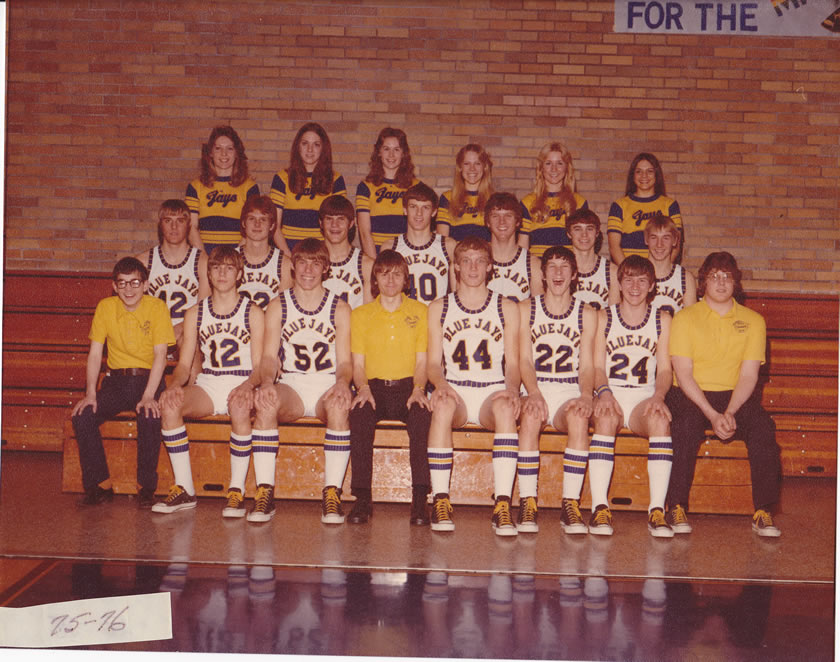 1975-76 Delphos St. John's Team Picture