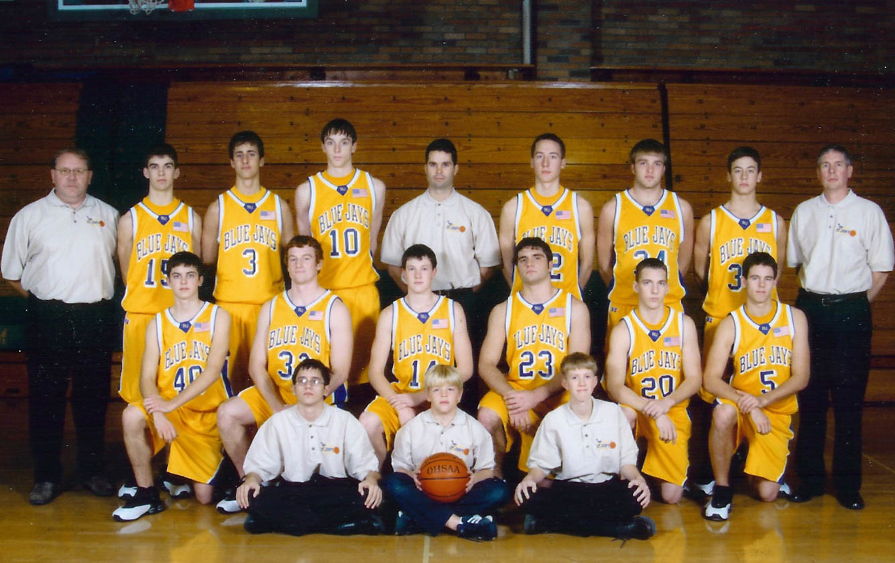 2003-04 Delphos St. John's Team Picture